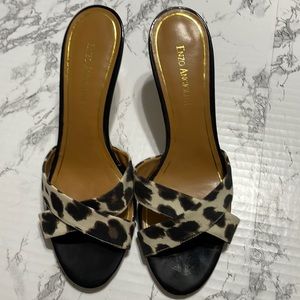 Leopard mules